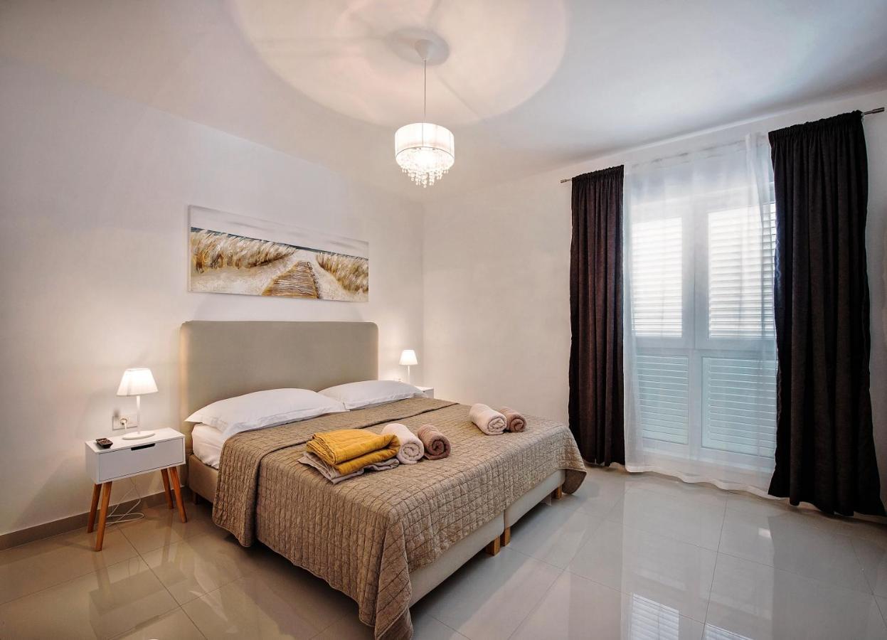 Sea Front Apartments Ivana Rogoznica (Sibenik-Knin) Exterior foto